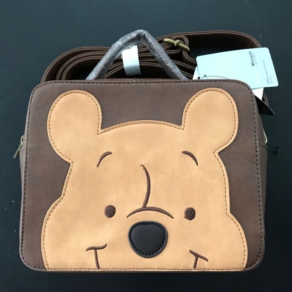 COPY - Winnie the Pooh Leather crossbody pocketbook